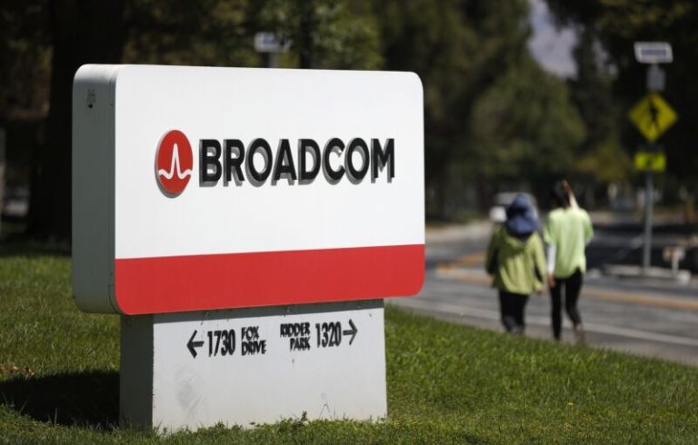 Broadcom plans a “rapid transition” to subscription revenue for VMware